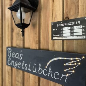 B3ECB628-B64D-4AEF-8E65-6A10C6CD3CFE