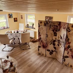 DF064E05-54BD-415E-9D4C-629DE37A65BC