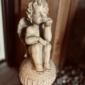 E05D35DD-12E2-4039-830E-22F5E848F8B6